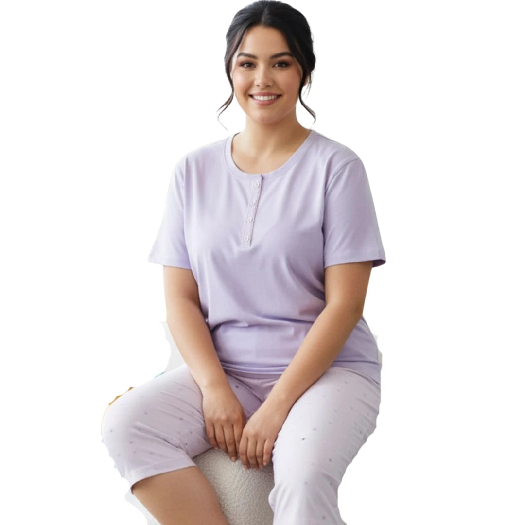 Plus Size Women's Cotton Pyjama Set – Short Sleeve & Capri Pants | Soft Sleepwear | 2XL–5XL